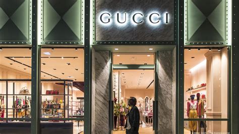 gucci kenwood mall